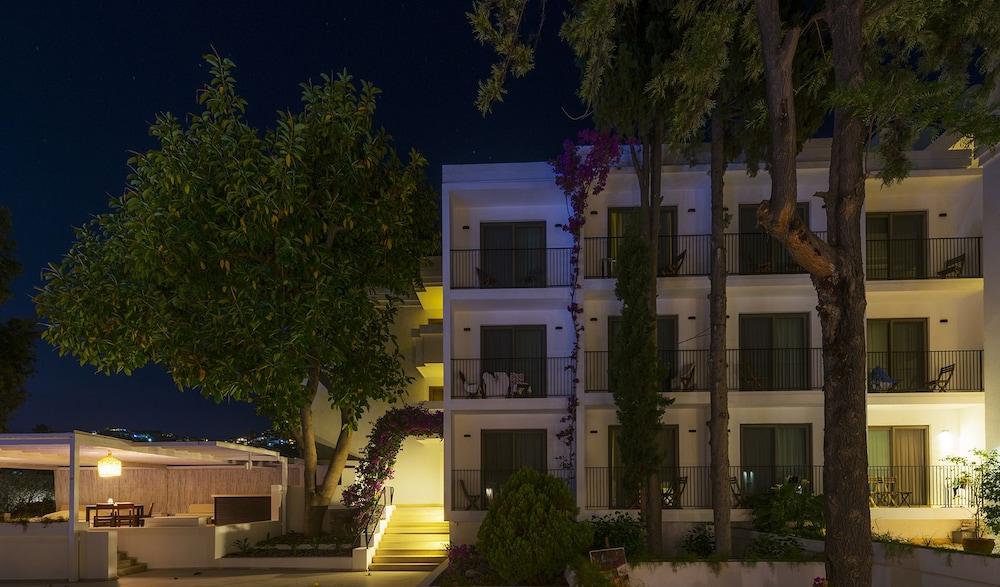 Liv Hotel By Bellazure Akyarlar Εξωτερικό φωτογραφία