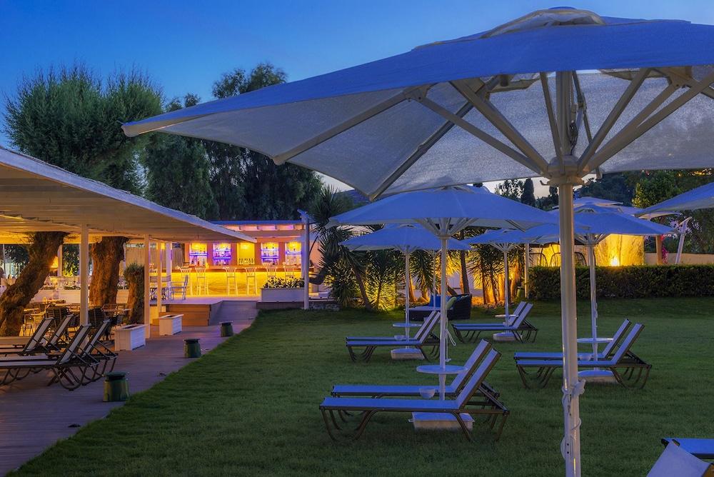 Liv Hotel By Bellazure Akyarlar Εξωτερικό φωτογραφία