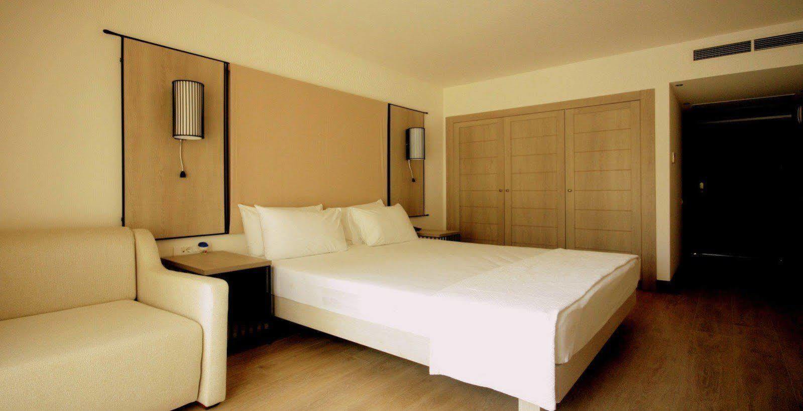 Liv Hotel By Bellazure Akyarlar Εξωτερικό φωτογραφία